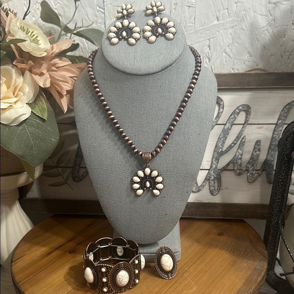 NWT squash blossom Cream and Brown jewelry set with